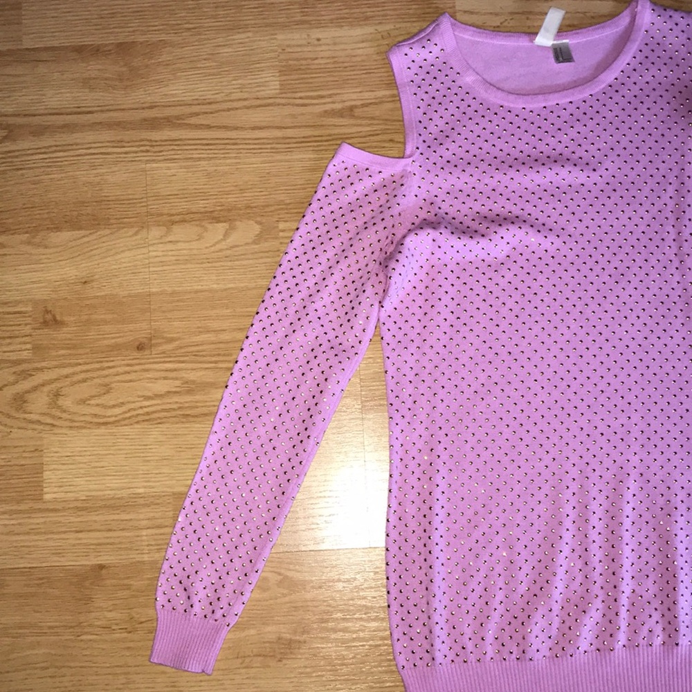 Sweater - Picture 2 of 3